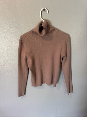 Cielo Ribbed Taupe Turtleneck Sweater